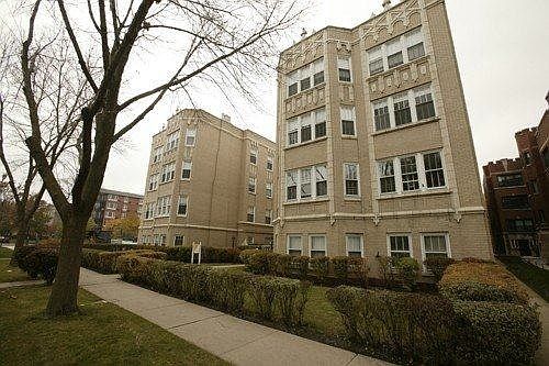 1st image of 912 Judson Ave APT 1B