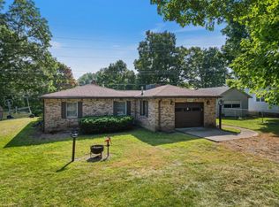 3594 S State Road 25, Mentone, IN 46539