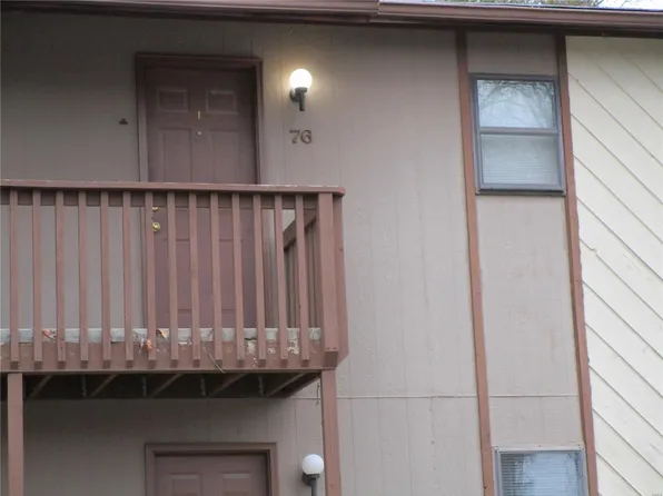 76 Peachtree Ln, Fairview Heights, IL 62208