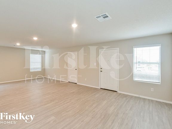 5th image of 10711 Giacconi Dr