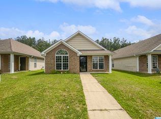 1266 Village Trl, Calera, AL 35040