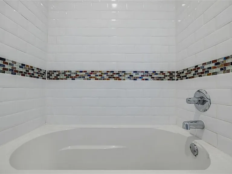 972 Dekalb Ave NE #202 — Photo 19