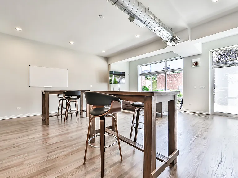 517 N Racine Ave #1 — Photo 9