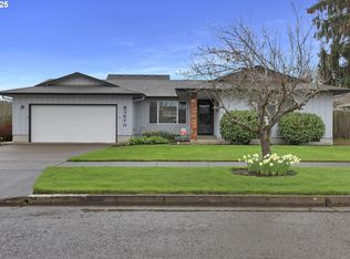3670 Plumtree Dr, Eugene, OR 97402