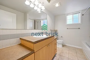 124 Bellevue Ave E #206 — Photo 11
