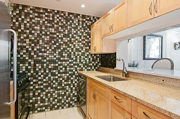 Sold by Luxor Homes & Investment Realty | media 1