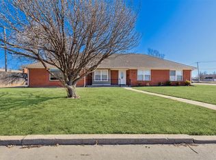 9400 Lakeshore Dr, Oklahoma City, OK 73120