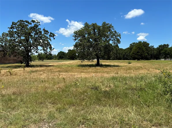 1225 County Road 2105, Kemp, TX 75143