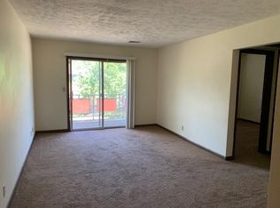 4010 S 17th St APT 18, Lincoln, NE 68502