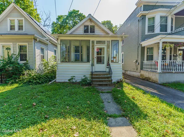 5 Alden Avenue, Albany, NY 12209