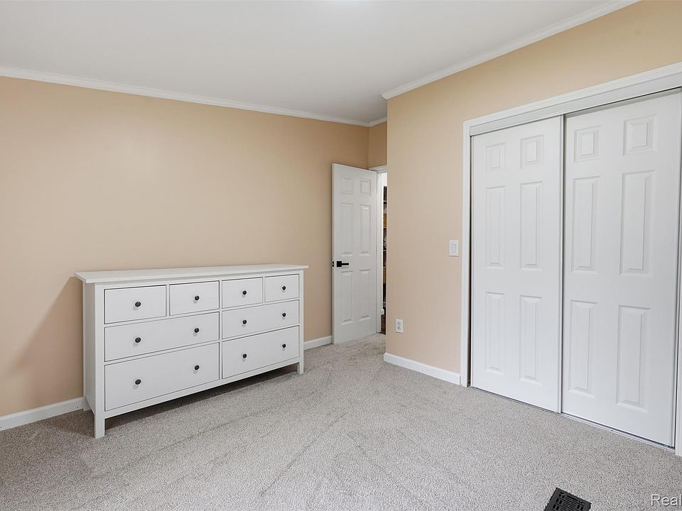41824 Riggs Rd, photo 14