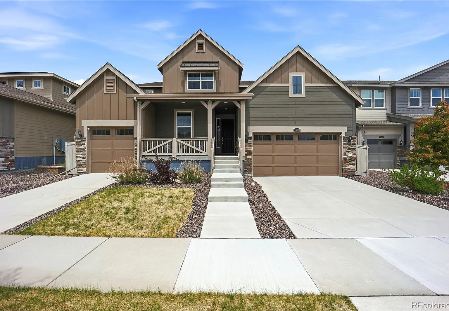 5 bed, 4.5 bath, 4018 sqft, $4,600 — Photo 1