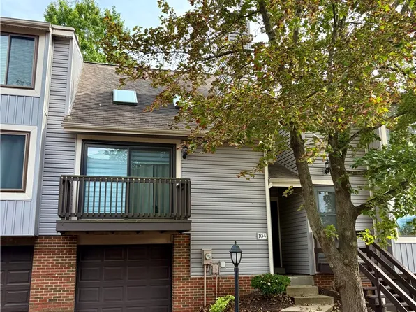 104 Serendipity Dr, Coraopolis, PA 15108