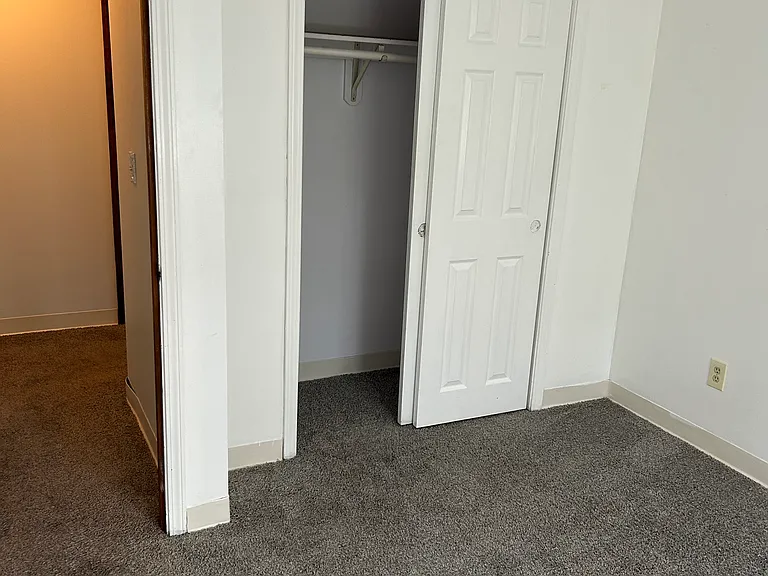 100 Cass Ave #17A — Photo 7