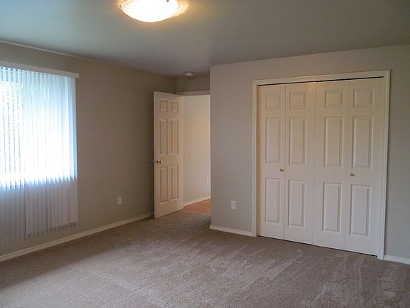 3rd image of 11407 28th St NE