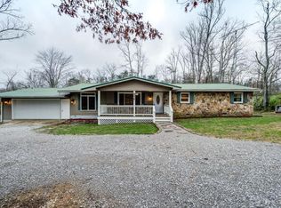 975 Lawson Rd, Crossville, TN 38571