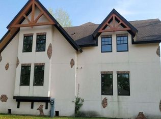 34W107 Fox River Dr, Dundee, IL 60118