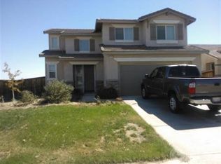 15001 Dragon Tree Dr, Adelanto, CA 92301