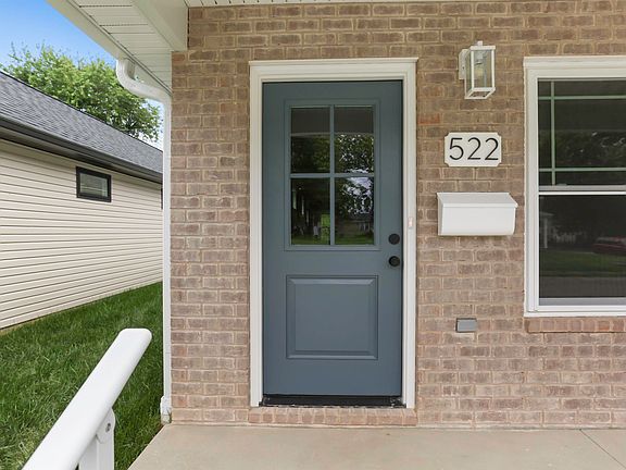 3rd image of 522 Madison Ave