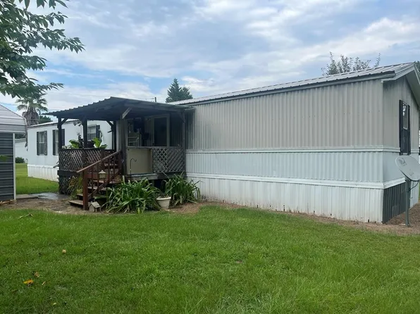 321 Sheila Dr, Enigma, GA 31749