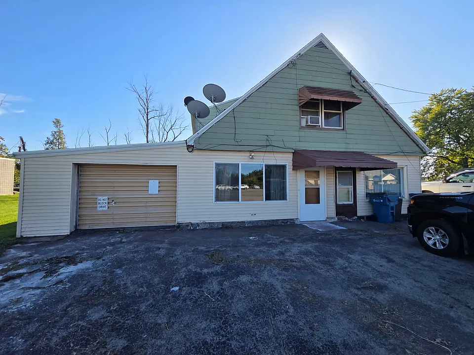 7221 Porter Rd #1