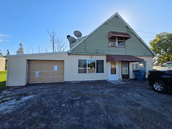 7221 Porter Rd #1, Niagara Falls, NY 14304