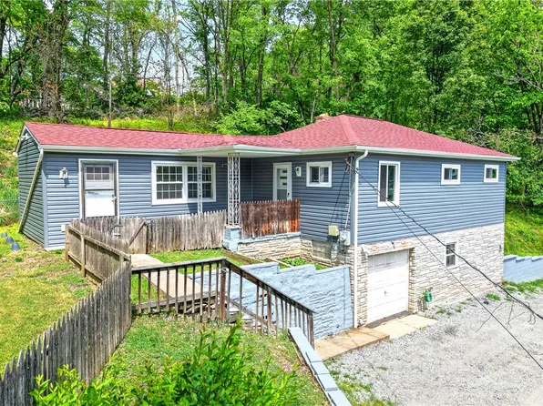 2925 Sebolt Rd, South Park, PA 15129