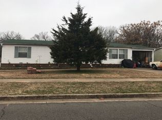 1009 J St, Barling, AR 72923