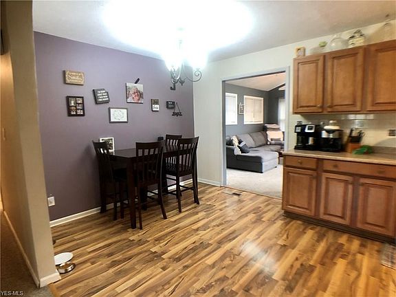 4th image of 6124 Magnolia Dr