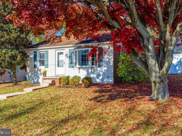 1607 Buttercup Rd, Lancaster, PA 17602