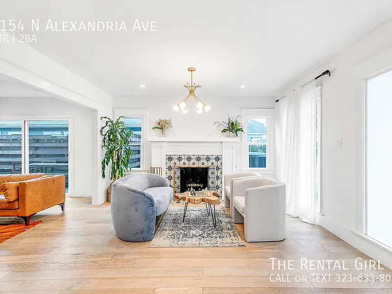 1154 N Alexandria Ave — Photo 2