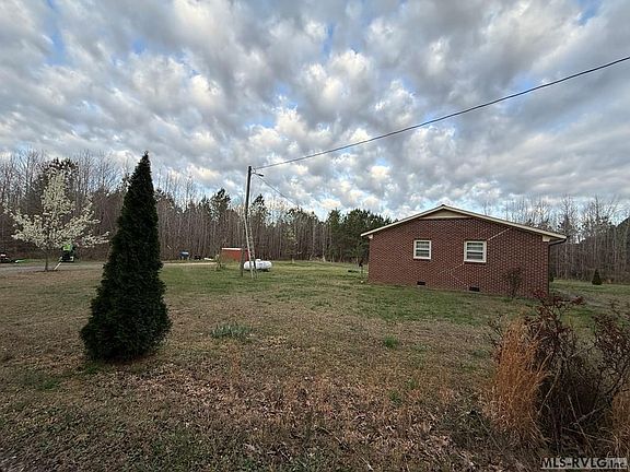 5th image of 2326 Glendale Mill Rd