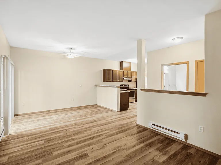 Studio Apartment - 544 Sq Ft Studio Apartment - 544 Sq Ft