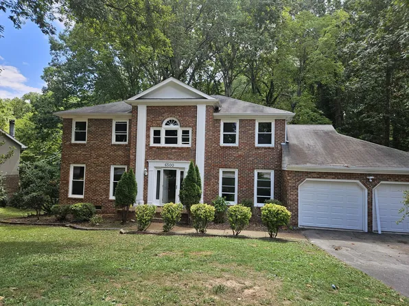 6500 Lake Shadows Cir, Hixson, TN 37343