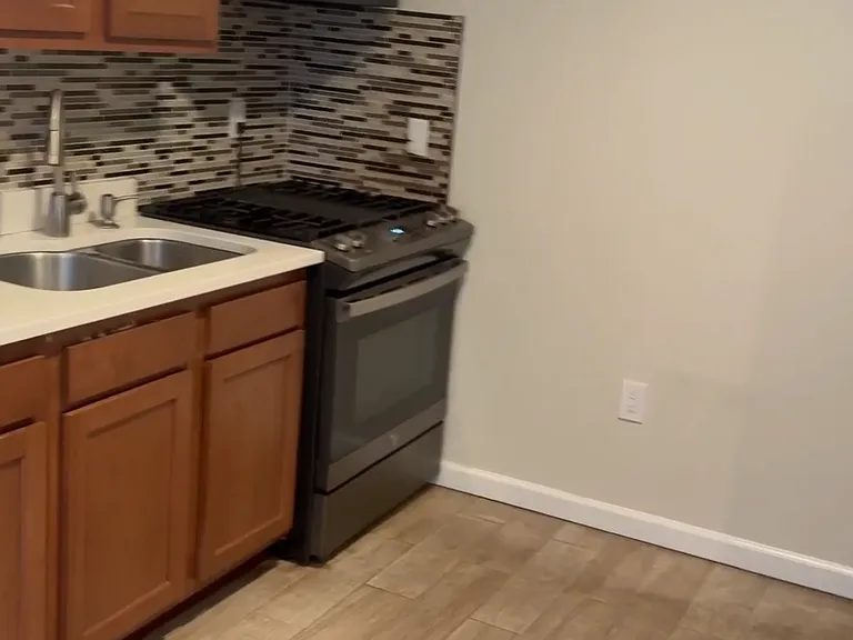 11500 Blueridge Dr — Photo 10