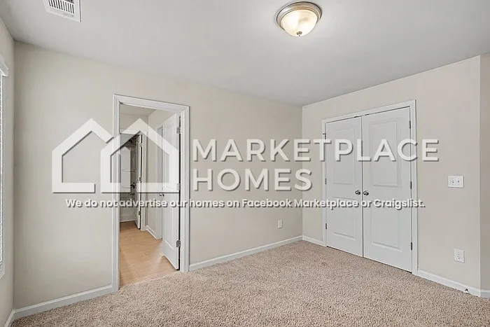 229 Wl Miller Dr — Photo 18