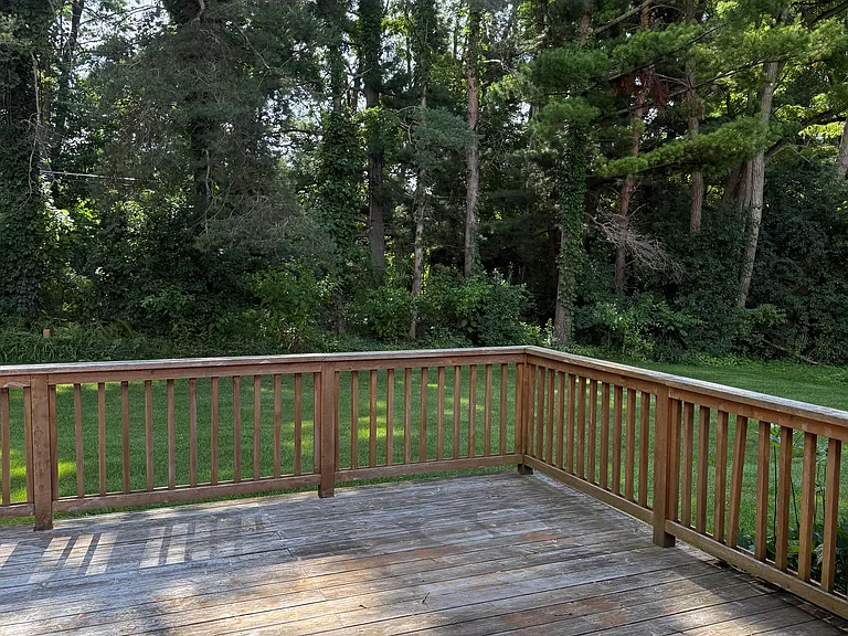 5050 Winewood Ln — Photo 9