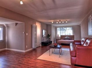 1157 E 28th St, Los Angeles, CA 90011
