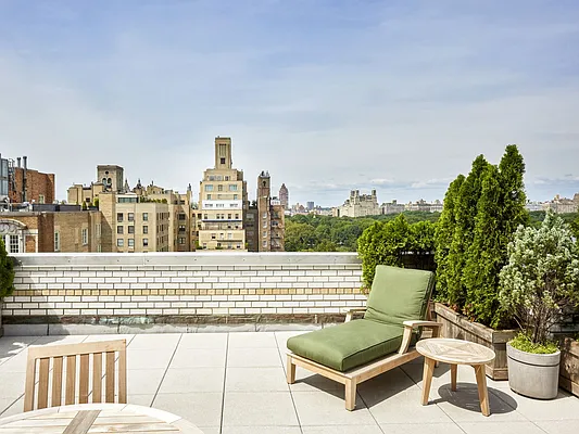 Rented by Warburg | media 40