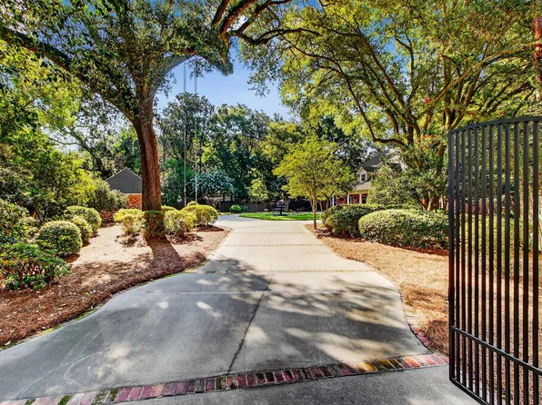 113 Tea Farm Rd, Summerville, SC 29483