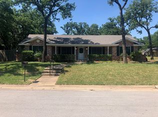 1300 W Redbud Dr, Hurst, TX 76053
