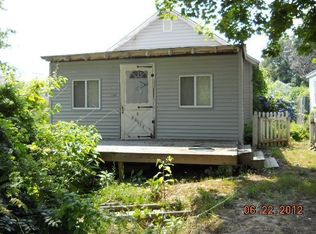 5 Holly St, Earleville, MD 21919
