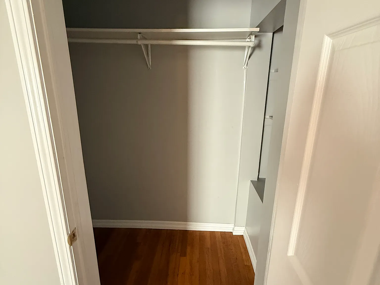 1 bed, 800 sqft, $900 — Photo 3
