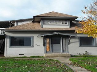 211 N Peach St, Medford, OR
