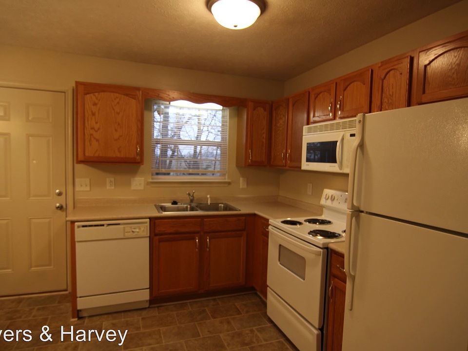1st image of 3822 Jockey Dr APT A