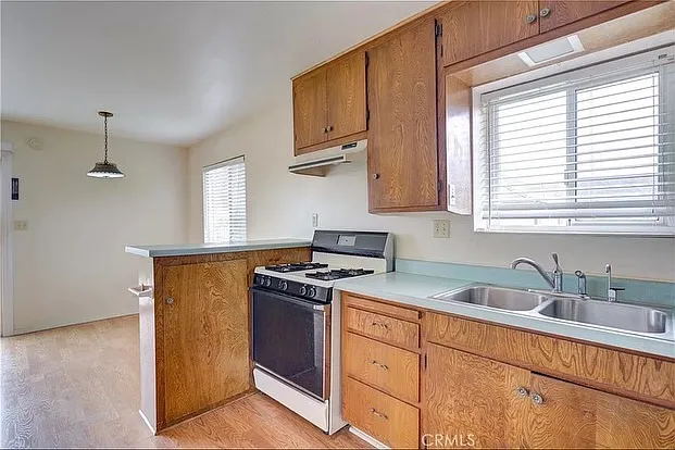 1708 Camino Del Oro — Photo 2