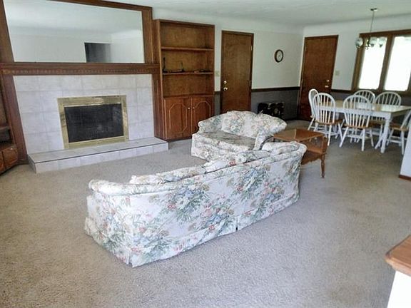 4th image of 420 Grand Vista Dr
