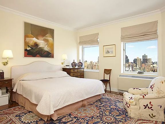 5th image of 188 E 76th St APT 24B