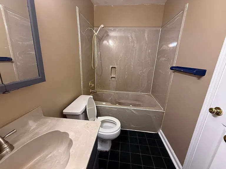 2478 Green Glen Dr — Photo 8