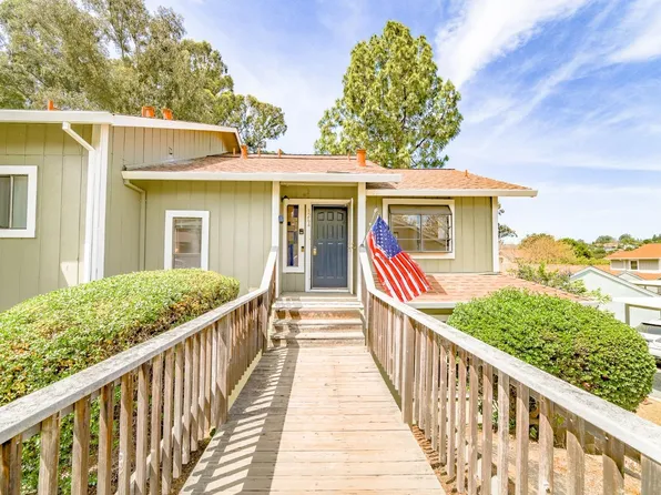3264 Monika Ln, Hayward, CA 94541